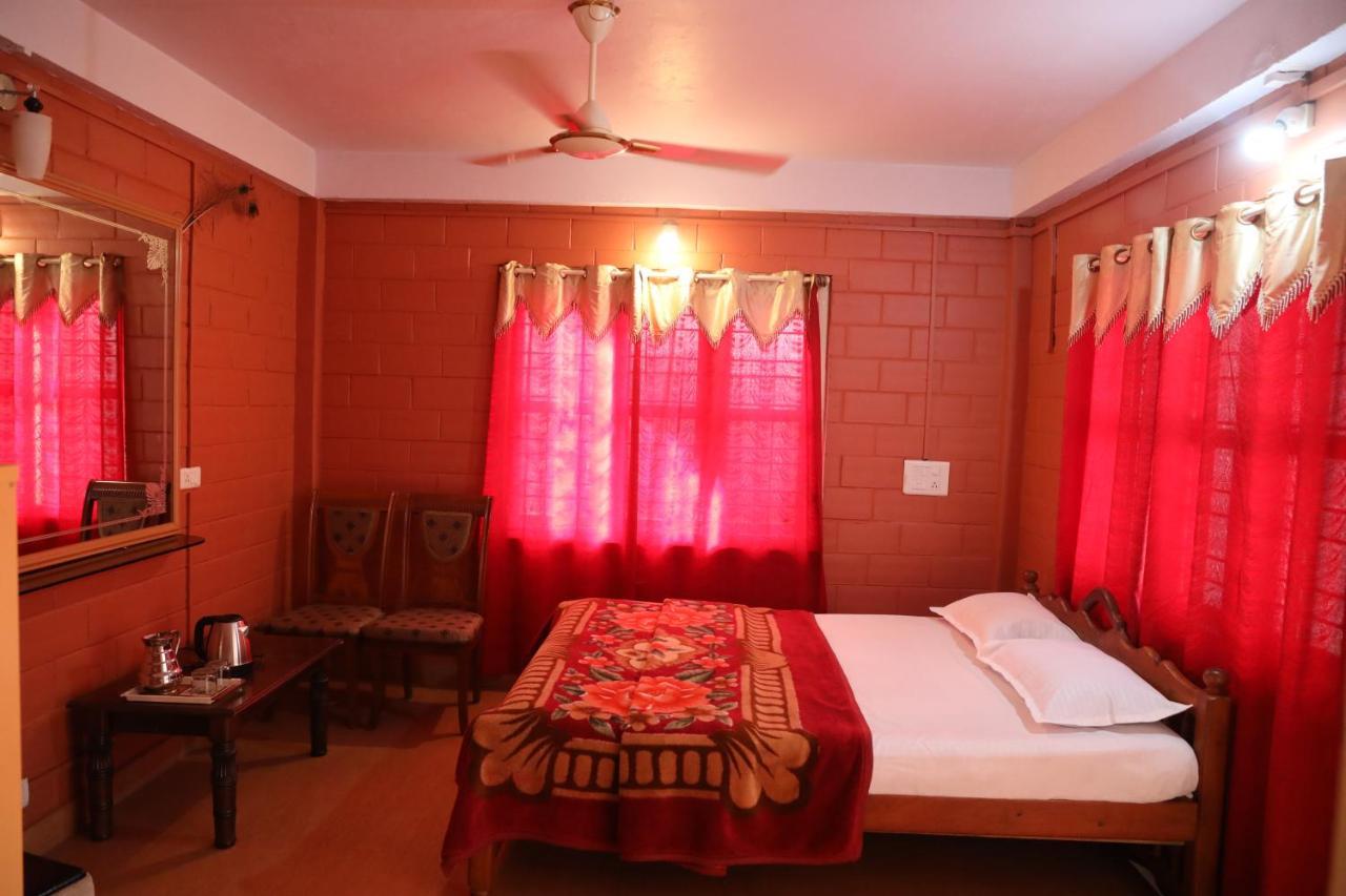 Sai Holiday Home Madikeri Luaran gambar